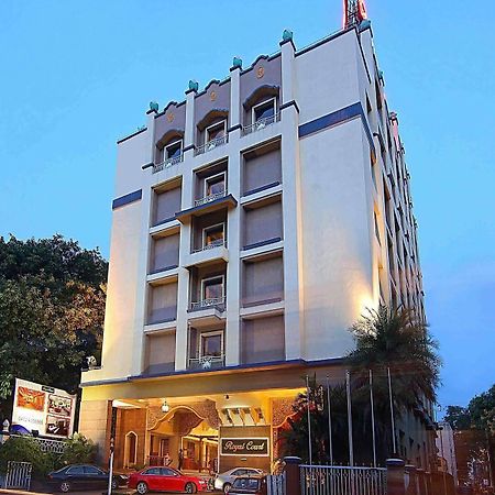 รอยัลคอร์ท Hotel มทุราย ภายนอก รูปภาพ